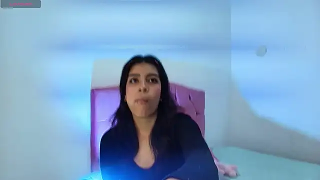 Kalyra 17 online show from March 2026 11:43:01 AM