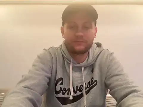 LubasOriginMen online show from February 2026 01:40:02 PM