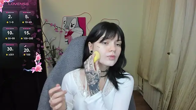 Snapshot of Emma_Darkkk chatting on February 2026 01:27:01 AM Emma Darkkk online show from February 2026 01:27:01 AM