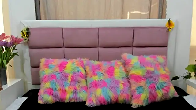 Snapshot of Keiry_Paloma chatting on February 2026 01:53:01 PM Keiry Paloma online show from February 2026 01:53:01 PM