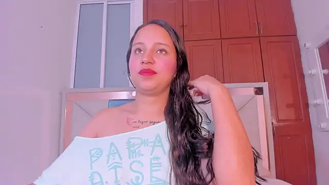 AmberQueen1 online show from February 2026 11:43:02 AM