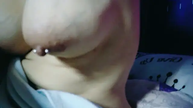 lenanane0126 online show from April 2026 07:51:01 PM