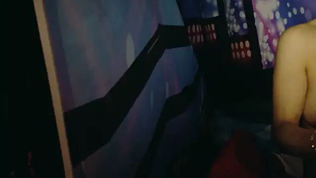 lenanane0126 online show from April 2026 07:28:02 PM