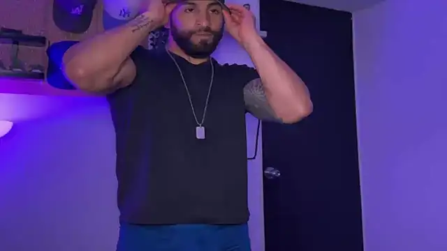 SamDornan51 online show from April 2026 01:07:01 AM