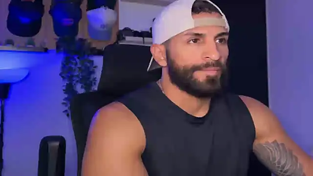 Snapshot of SamDornan51 chatting on July 2026 10:31:02 PM SamDornan51 online show from July 2026 10:31:02 PM
