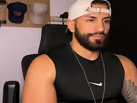 Snapshot of SamDornan51 chatting on February 2026 01:07:01 AM SamDornan51 online show from February 2026 01:07:01 AM