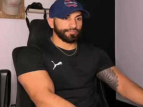 Snapshot of SamDornan51 chatting on February 2026 12:21:01 AM SamDornan51 online show from February 2026 12:21:01 AM