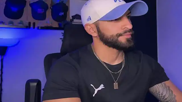 Snapshot of SamDornan51 chatting on June 2026 03:07:02 AM SamDornan51 online show from June 2026 03:07:02 AM