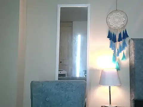 NatalyGuzman26 online show from April 2026 09:35:02 AM
