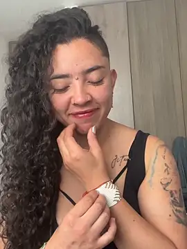 11 paris 11 online show from February 2026 06:36:02 PM