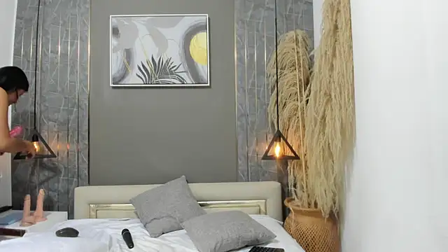 emma evanss   online show from February 2026 11:26:01 AM