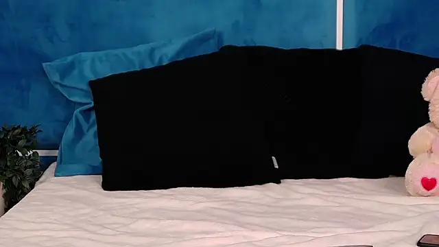 EllaBubbles online show from February 2026 07:16:02 AM