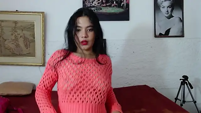 JulianaLopera1 online show from February 2026 01:38:02 PM