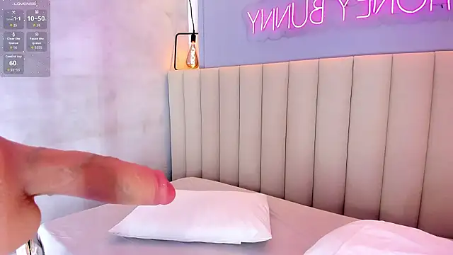 cherry monroe online show from February 2026 10:38:01 AM