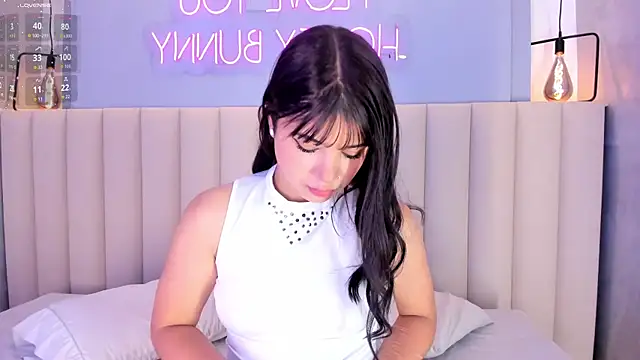 cherry monroe online show from February 2026 10:33:01 AM