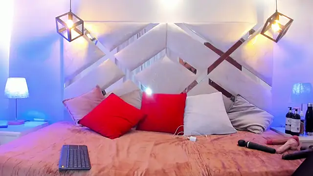 karlaa megan online show from April 2026 11:49:02 AM