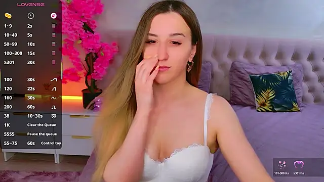 JasminUqueen online show from June 2026 01:17:02 AM