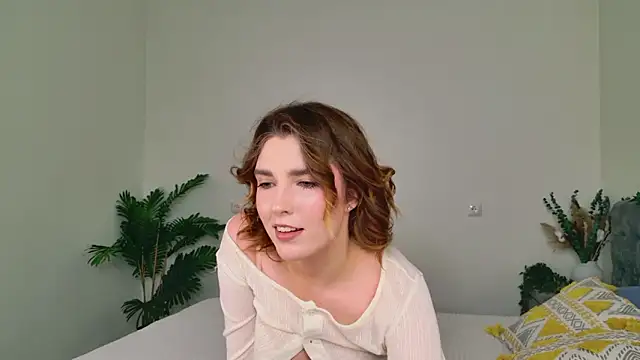 mmm  yes online show from February 2026 01:27:01 PM