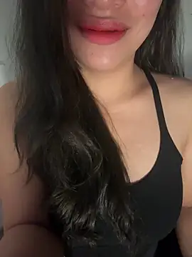 Snapshot of QuynhAnh_2k1 chatting on February 2026 06:52:01 PM QuynhAnh 2k1 online show from February 2026 06:52:01 PM