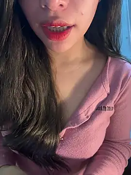 Snapshot of QuynhAnh_2k1 chatting on February 2026 08:47:01 AM QuynhAnh 2k1 online show from February 2026 08:47:01 AM