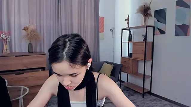 AvantgardAlone online show from February 2026 08:09:01 AM