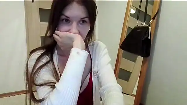 Snapshot of JuliaLovely chatting on May 2026 06:09:01 PM JuliaLovely online show from May 2026 06:09:01 PM