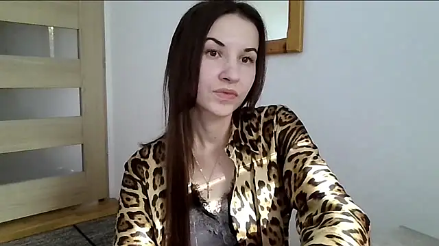 Snapshot of JuliaLovely chatting on April 2026 02:25:01 PM JuliaLovely online show from April 2026 02:25:01 PM