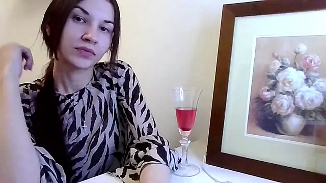 Snapshot of JuliaLovely chatting on February 2026 03:46:02 PM JuliaLovely online show from February 2026 03:46:02 PM