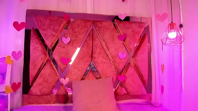 shantal cooper  online show from February 2026 07:10:01 PM