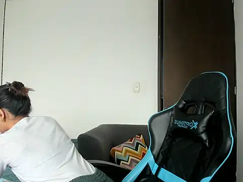 Megan Blue  online show from March 2026 03:18:02 PM