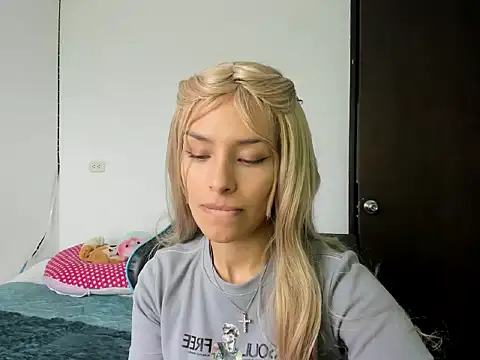 Snapshot of Megan_Blue_ chatting on February 2026 04:41:01 PM Megan Blue online show from February 2026 04:41:01 PM