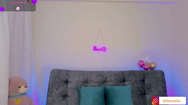 DannaCouper  online show from April 2026 03:41:01 PM