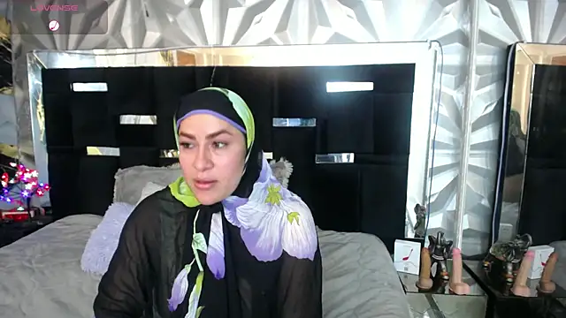 Snapshot of Alison-mar chatting on February 2026 07:24:01 PM Alison-mar online show from February 2026 07:24:01 PM