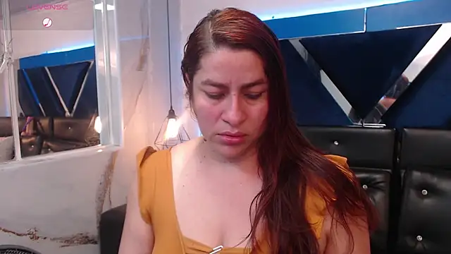 Alison-mar online show from May 2026 08:15:01 PM