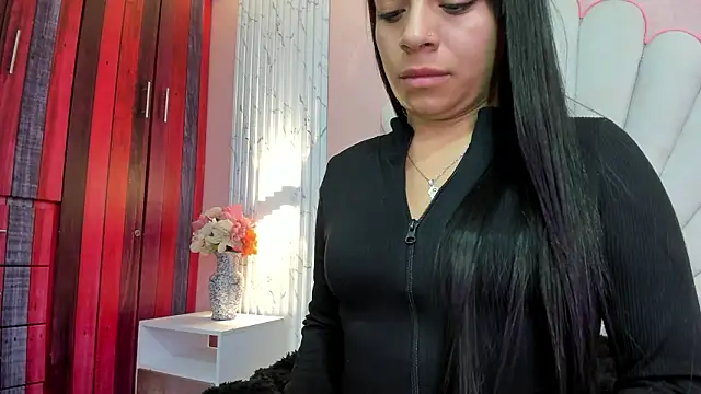 Snapshot of Kateemos chatting on February 2026 12:03:02 PM Kateemos online show from February 2026 12:03:02 PM