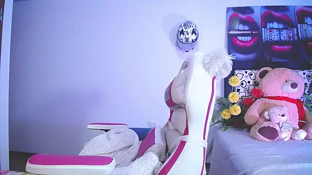 lika little0 online show from June 2026 11:09:01 PM