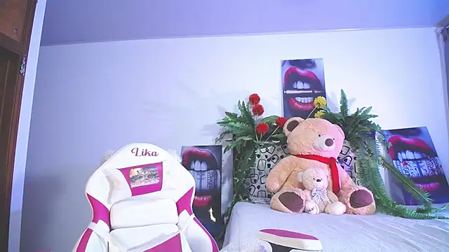 lika little0 online show from April 2026 10:49:02 PM