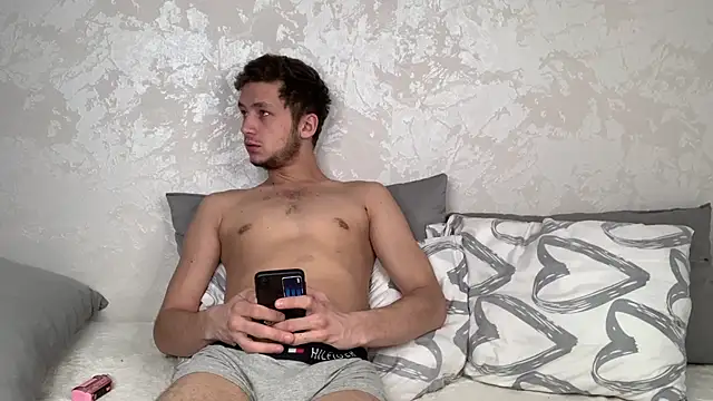 MoonBabyCouple online show from March 2026 08:30:01 AM