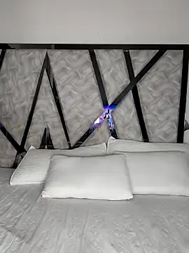 Denise wolfe21 online show from April 2026 10:28:01 AM