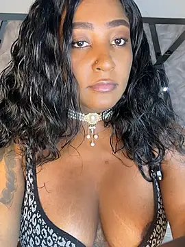 Snapshot of Denise_wolfe21 chatting on February 2026 06:51:01 PM Denise wolfe21 online show from February 2026 06:51:01 PM