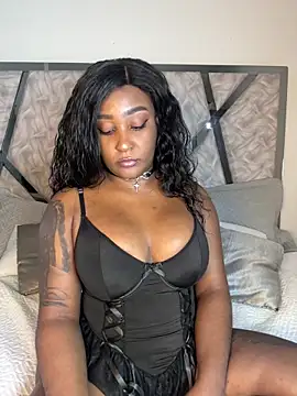 Snapshot of Denise_wolfe21 chatting on February 2026 07:43:01 PM Denise wolfe21 online show from February 2026 07:43:01 PM