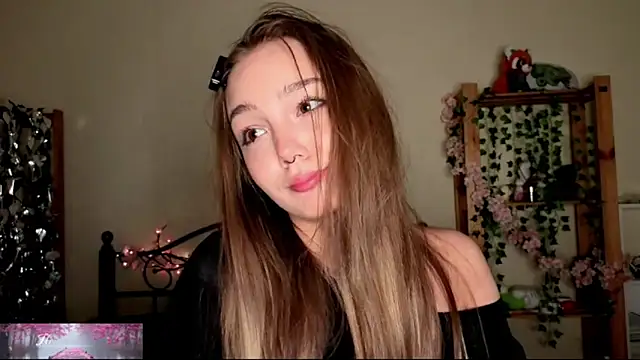 HoneyComfy online show from May 2026 02:58:02 PM
