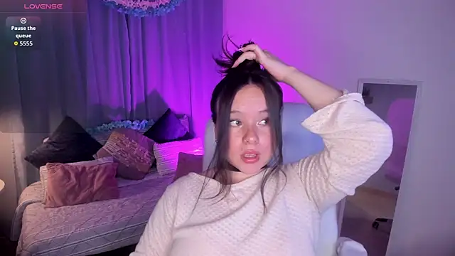 Raven sweeteyes online show from February 2026 12:37:01 PM