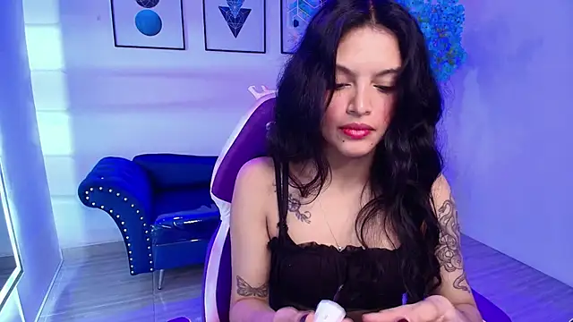 Maddie T18 online show from April 2026 11:45:02 AM