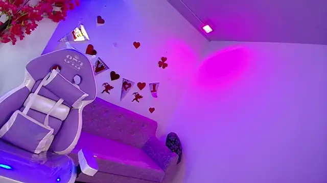 Maddie T18 online show from February 2026 11:45:01 AM