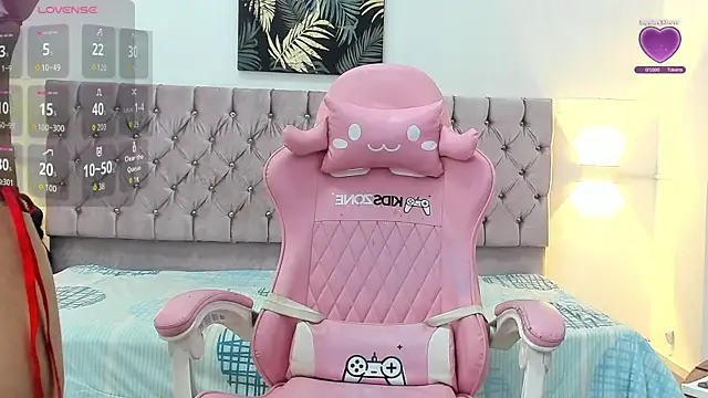 thaliaa smith1 online show from April 2026 08:54:02 PM