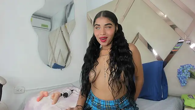 honeyhtx online show from April 2026 07:07:02 PM