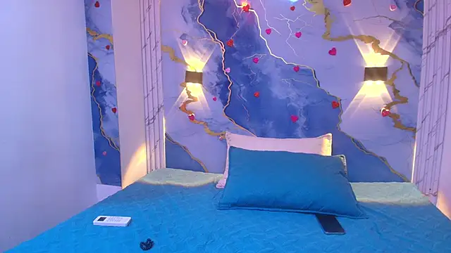 crystal love08 online show from April 2026 07:18:01 PM