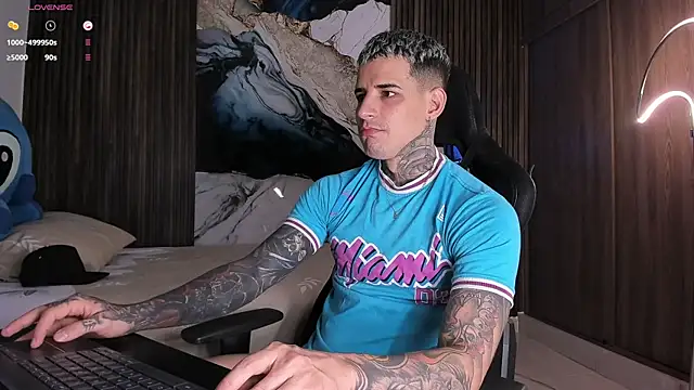 Snapshot of trisstann_ chatting on March 2026 05:20:01 PM trisstann online show from March 2026 05:20:01 PM