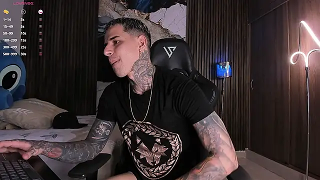 Snapshot of trisstann_ chatting on February 2026 10:40:01 PM trisstann online show from February 2026 10:40:01 PM